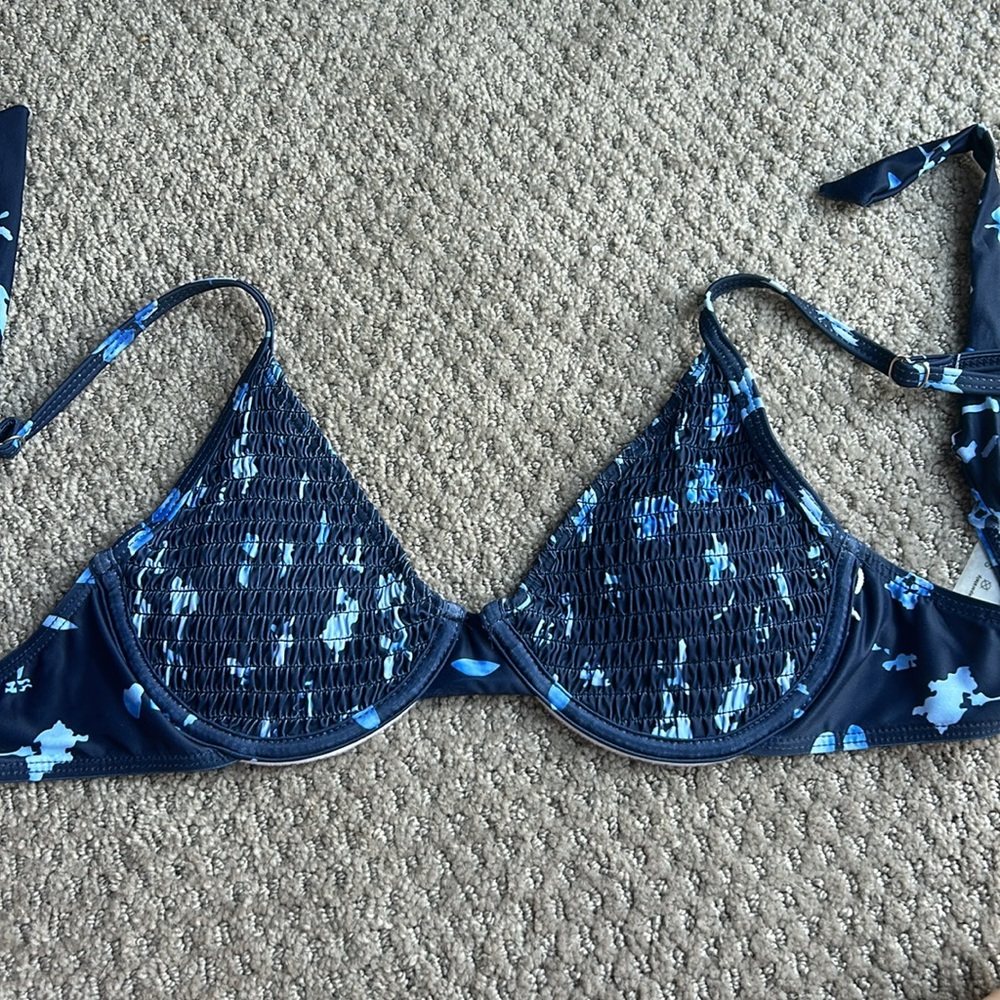 bikini bundle!! - Picture 7 of 17
